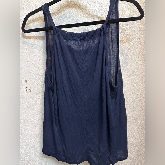 ❤️❤️ Distressed & Flowy US Flag Tank Top - Picture 2 of 5